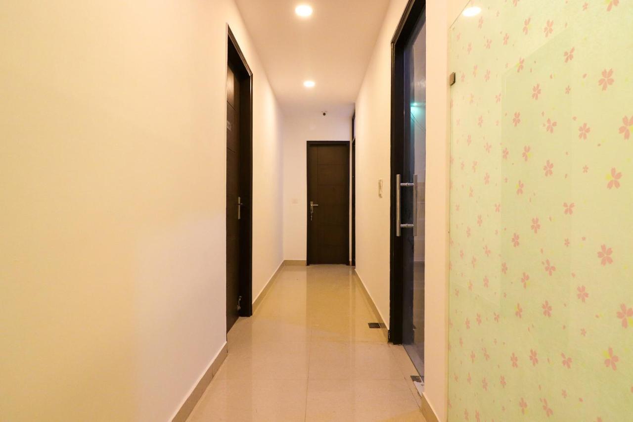 Hotel Oyo 63841 White Orchid Indraprastha Exteriér fotografie